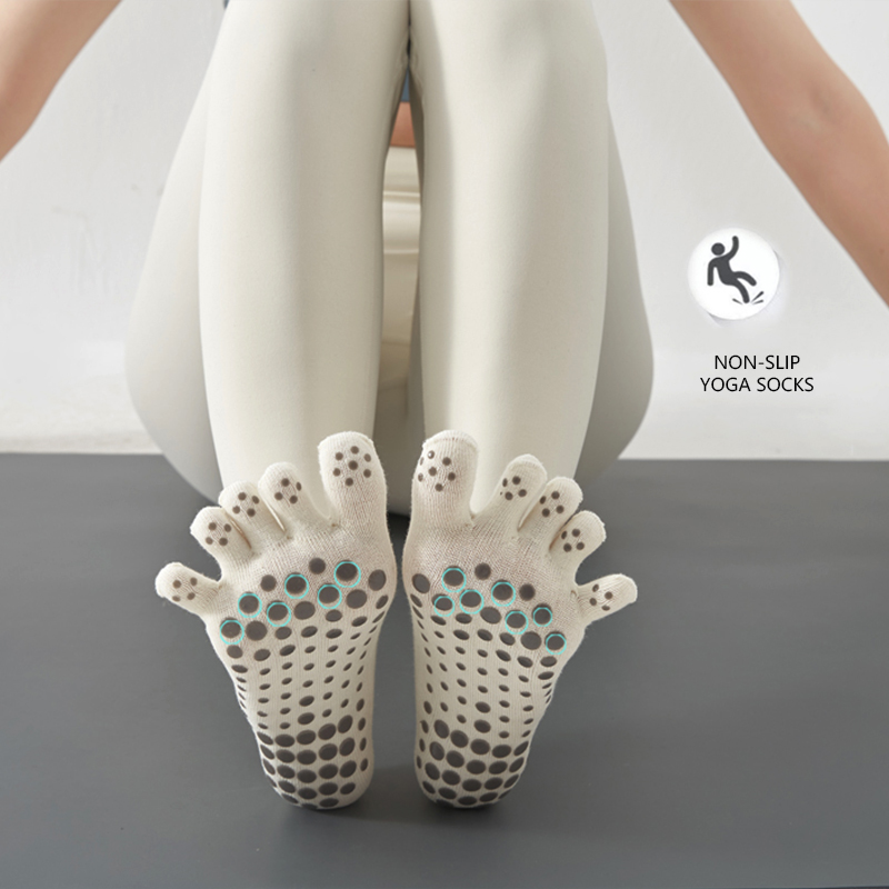 Calcetines de yoga con agarre  - Pilates Yoga Garage reseña y precio
